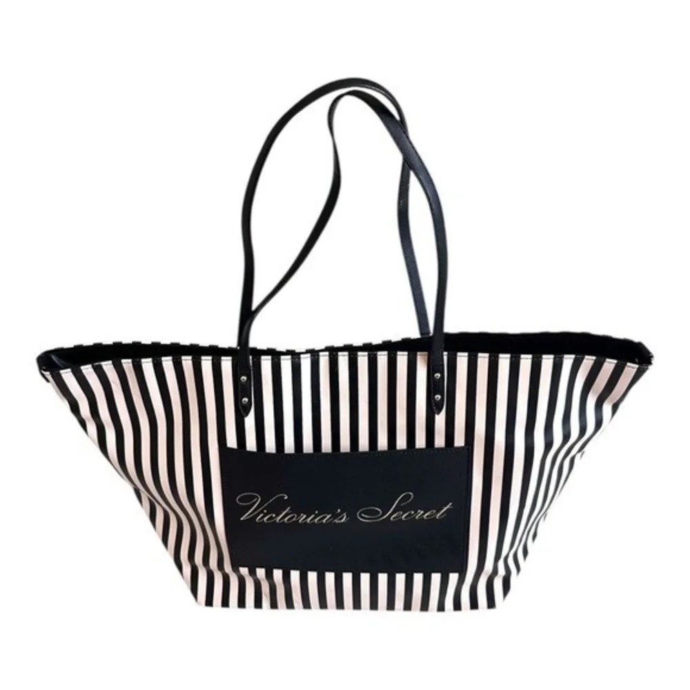 Victoria's Secret Weekend Tote Bag 21